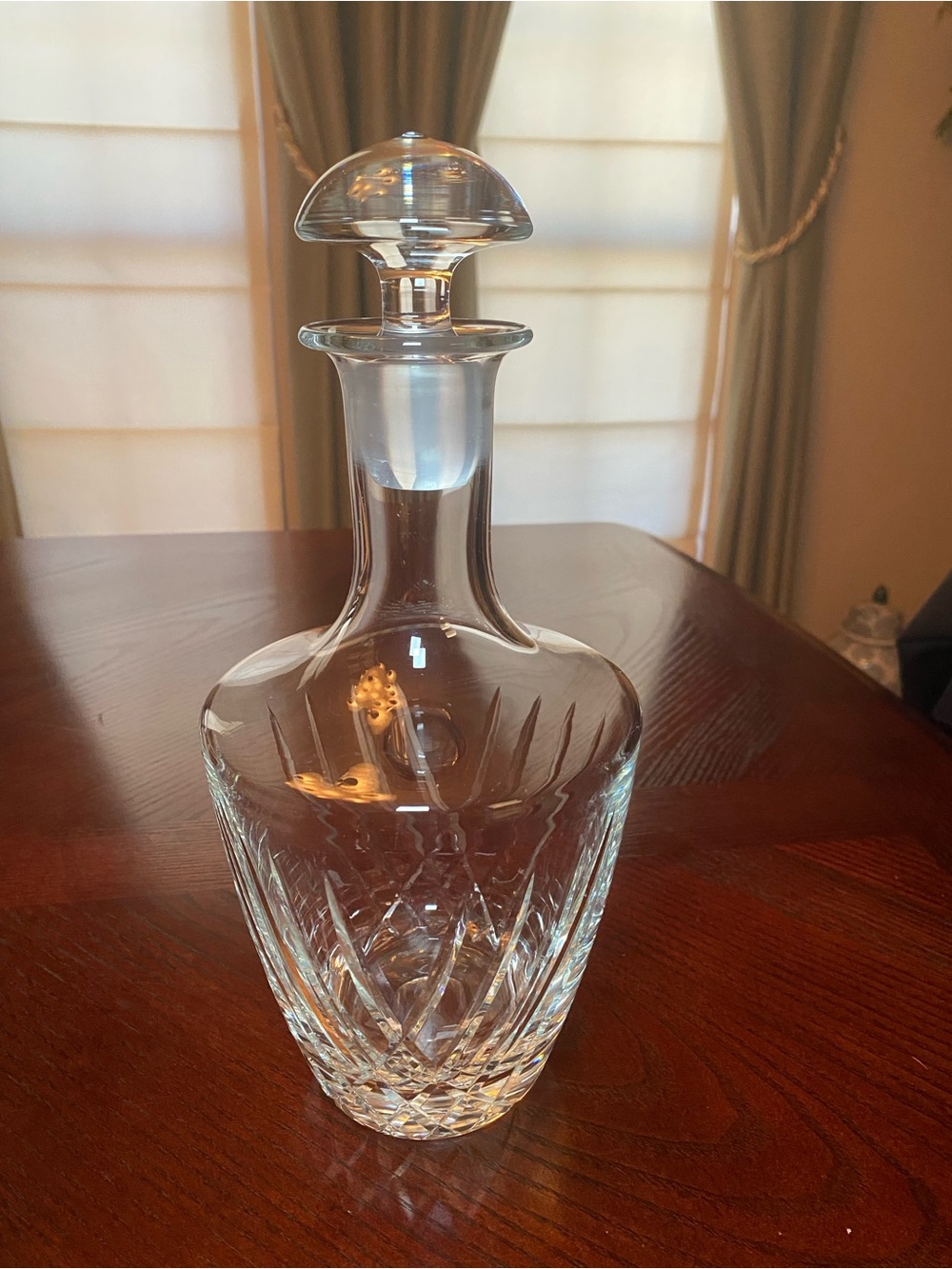 Clear Cut Glass Decanter with Stopper - Contemporary Bar wear